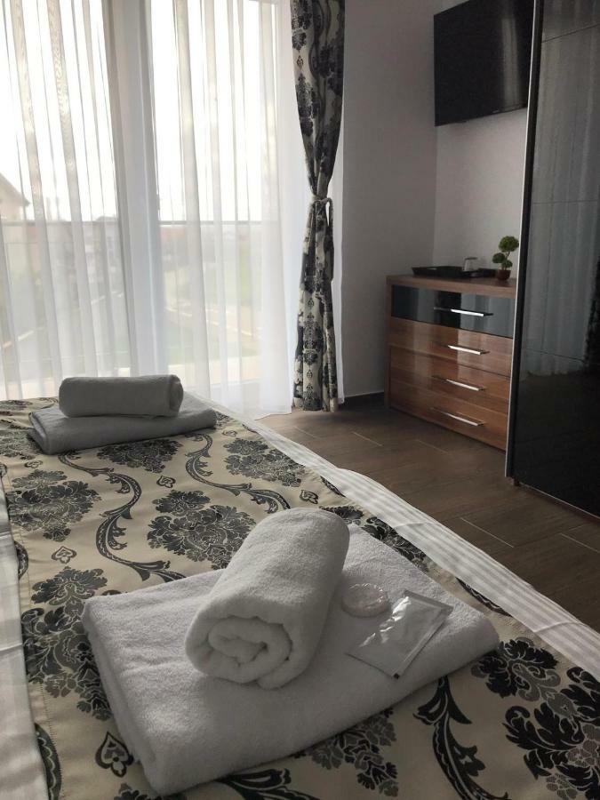 Villa Residence Сінмартін Екстер'єр фото